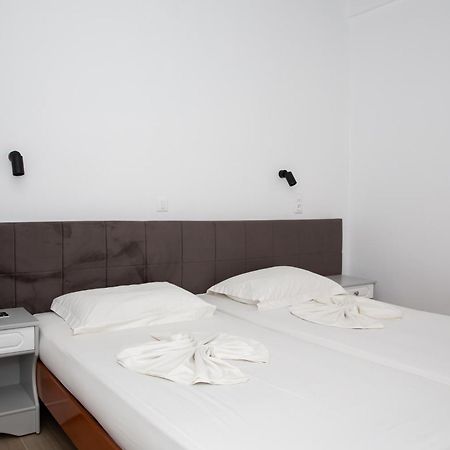 Sea Breeze 2 Apartments Masticharion Exteriör bild